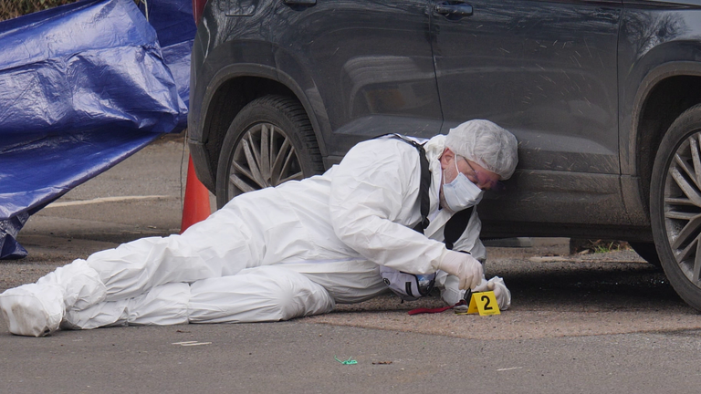 SN stills from footage from scene of fatal shooting at The Three Horseshoes pub in Knockholt, Kent
FTV RUSH THREE HORSESHOES FORENSICS CAR INVESTIGATION AND PTC MALONE SEVENOAKES 150225
