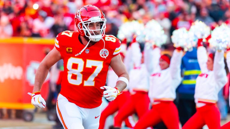 Jan 26, 2025; Kansas City, MO, USA; Kansas City Chiefs tight end Travis Kelce (87) against the Buffalo Bills during the AFC Championship game at GEHA Field at Arrowhead Stadium. Mandatory Credit: Mark J. Rebilas-Imagn Images