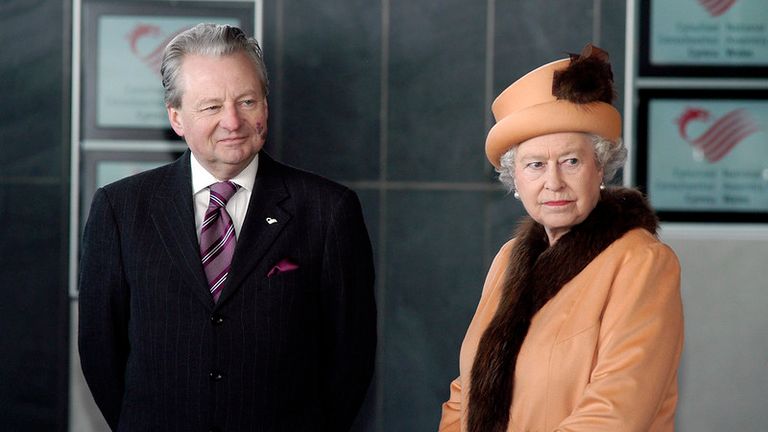 Lord Elis-Thomas with Queen Elizabeth II at the opening of the Senedd building on 1 March 2006. Pic: Senedd Commission