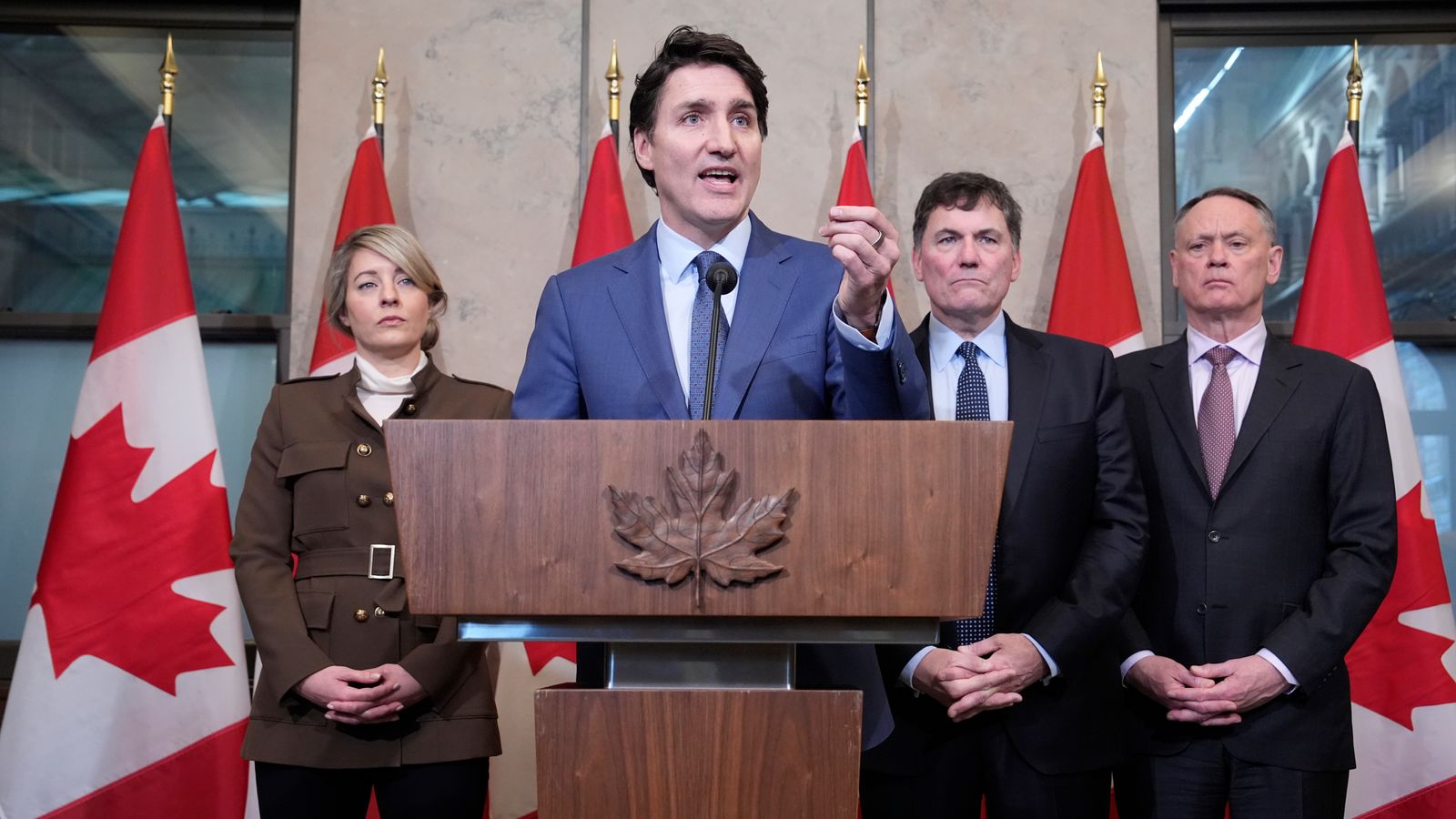 Canadian PM criticises Trump over tariffs - and sends bold message to Americans