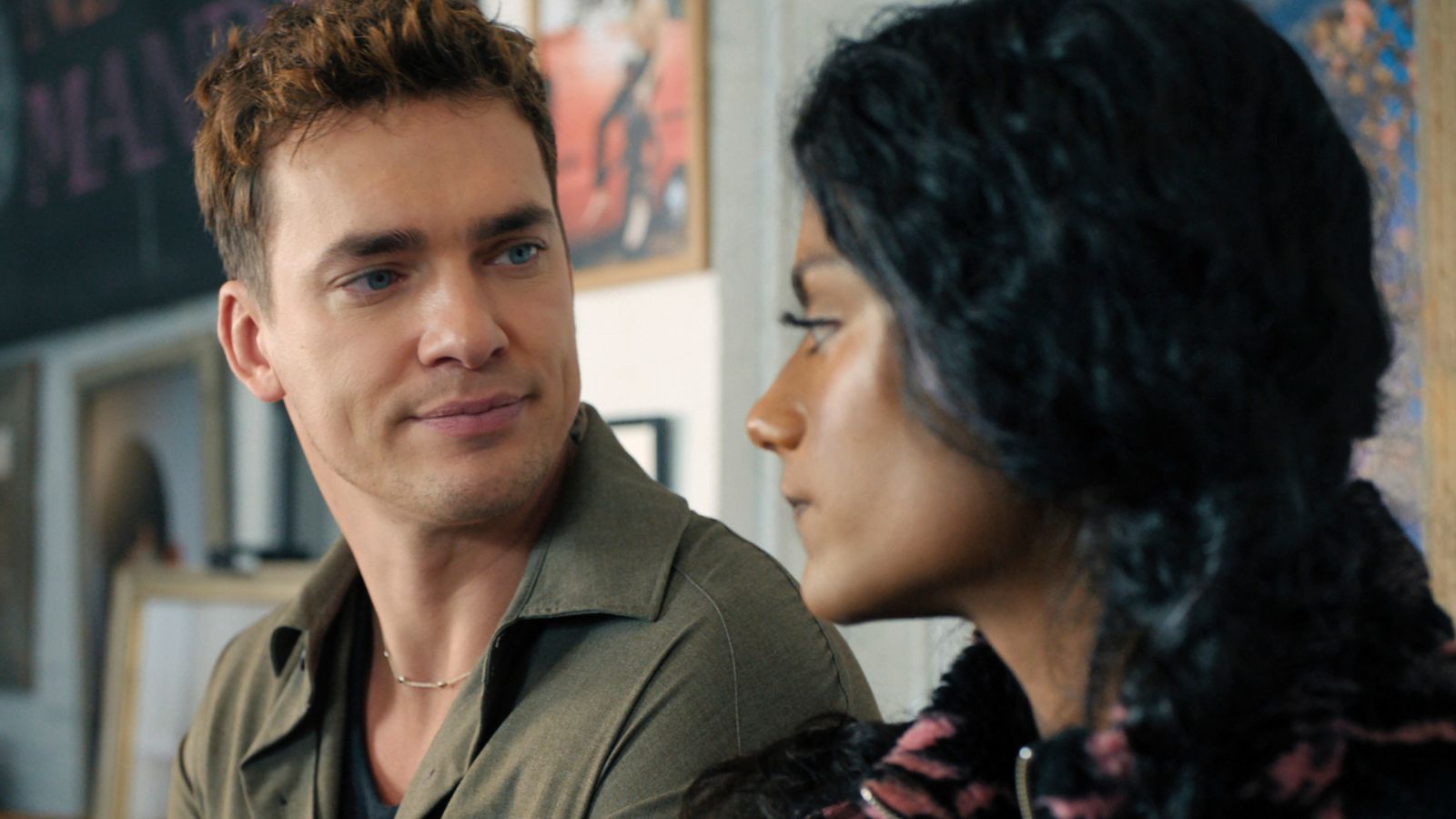 Bridgerton star Simone Ashley on 'normalising' the narrative for South Asian actors | Ents