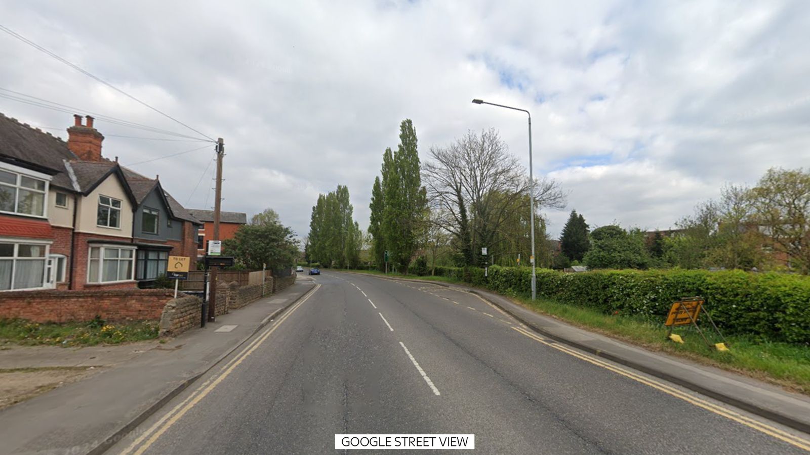 Boy, 16, killed and two injured after car crashes into tree in Nottinghamshire