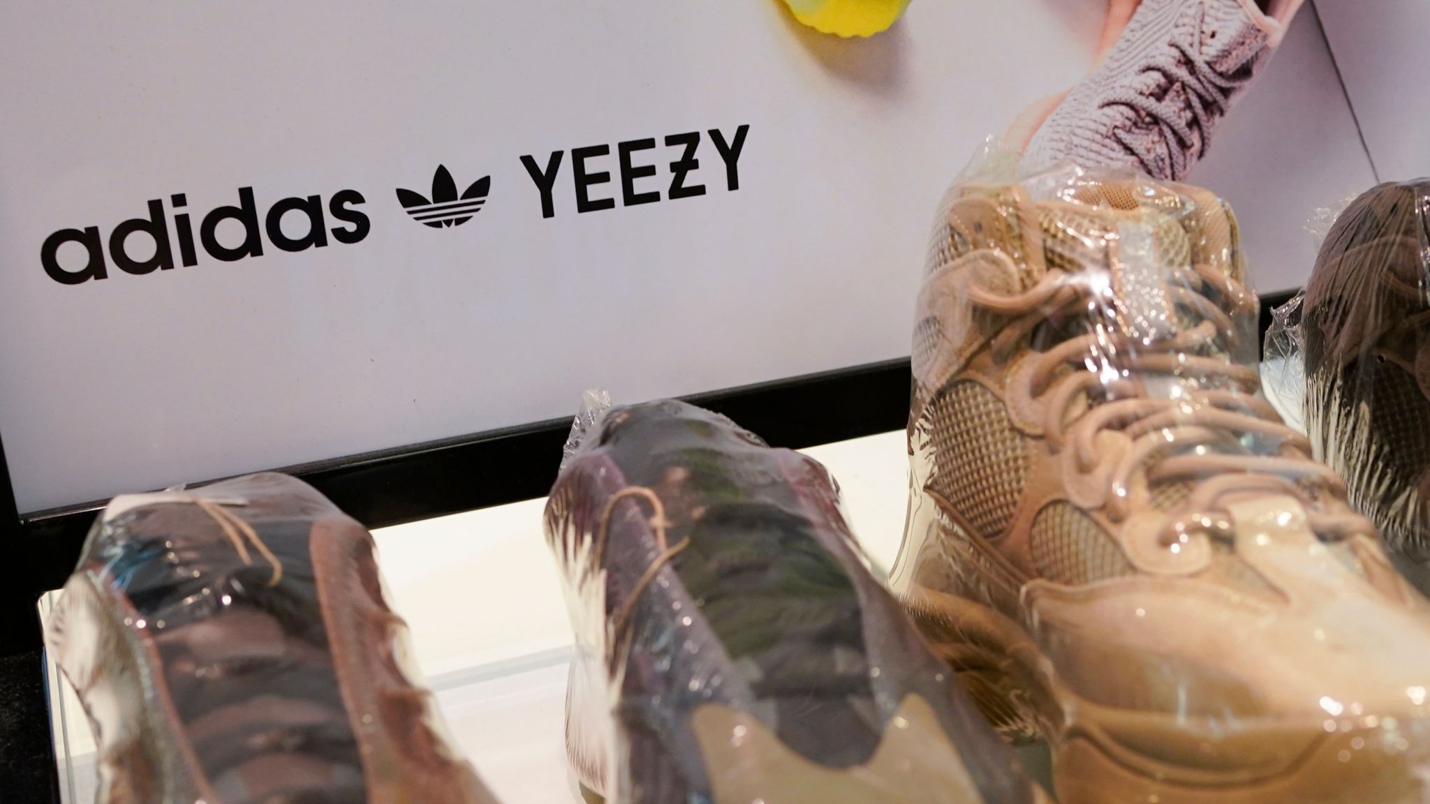 yeezy trainers kanye