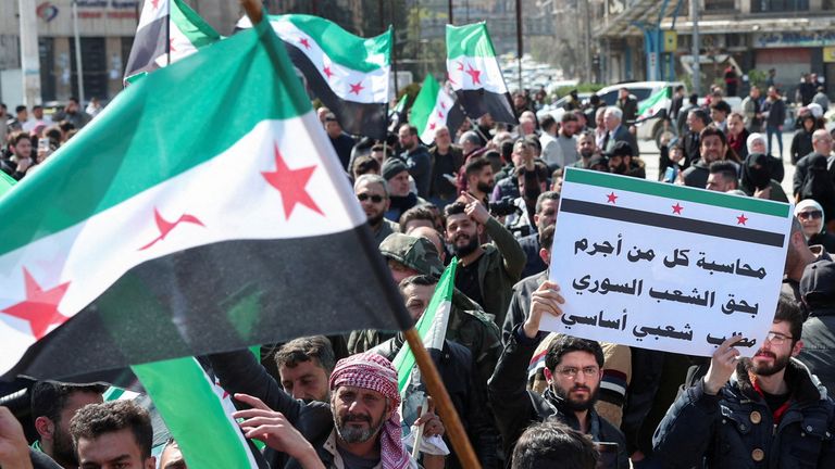 Syrians demonstrate in support of the Syrian government, after attacks carried out by groups loyal to ousted leader Bashar al-Assad in the Latakia region, in Aleppo, Syria, March 7, 2025. REUTERS/Mahmoud Hassano TPX IMAGES OF THE DAY
