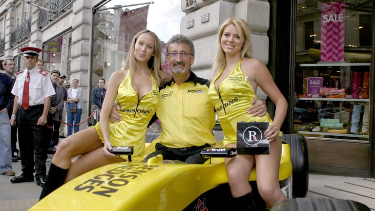 Eddie Jordan with Jordan Pit Girls.
Pic:  Action Images/Reuters