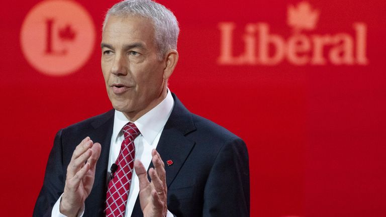 Frank Baylis durante el debate de liderazgo liberal en Montreal en febrero. Pic: AP