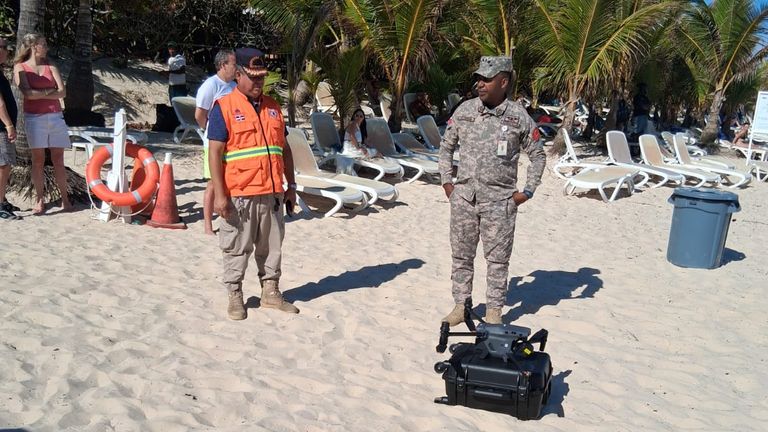 Drones were deployed as part of the ongoing search effort.
Pic: Civil defensa