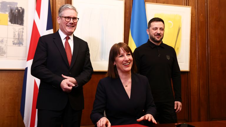 01/03/2025. London, United Kingdom. Prime Minister Keir Starmer and Chancellor Rachel Reeves Meet the President of Ukraine, Volodymyr Zelenskyy, 11 Downing Street. Photo by Simon Dawson / No 10 Downing Street