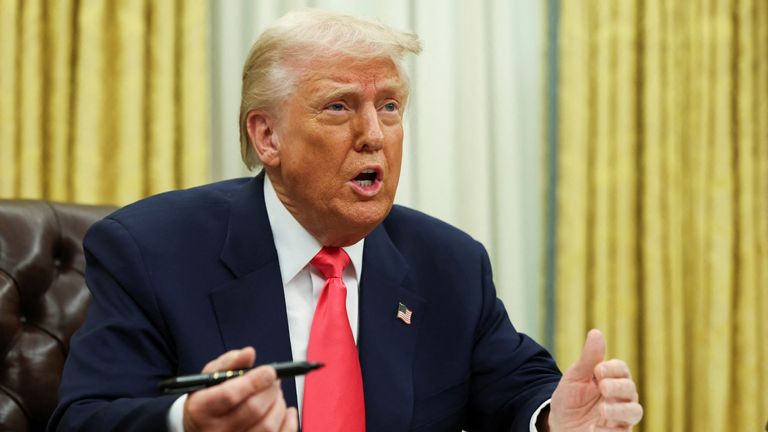 U.S. President Donald Trump speaks in the Oval Office, on the day he signs executive orders, at the White House in Washington, D.C., U.S. March 6, 2025. REUTERS/Evelyn Hockstein