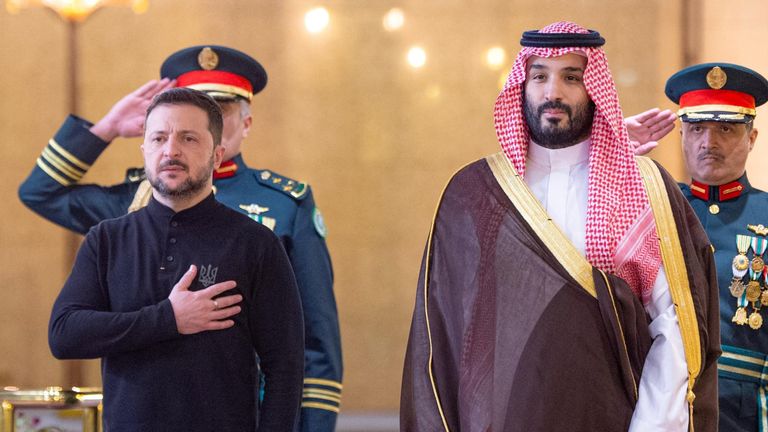 Spotkanie VolodyMyr Zelenskyy Wth Saudyjska Arabia Mohammed bin Salman. Zdjęcie: Reuters