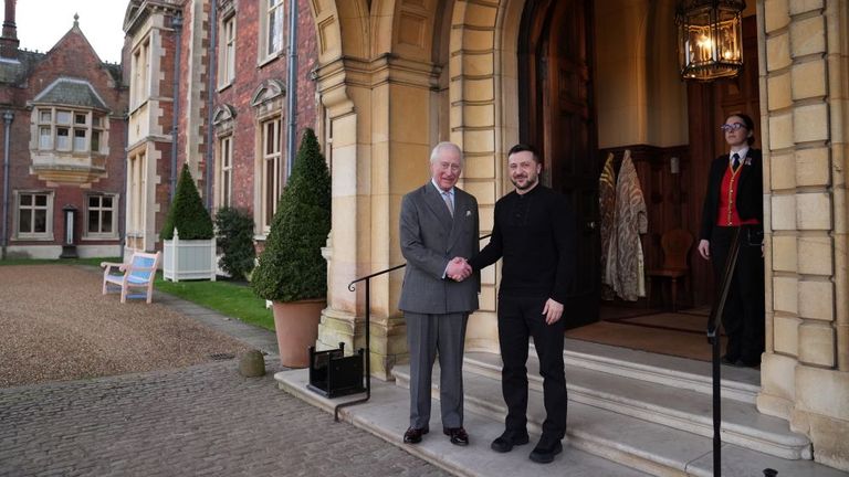 Rey Charles III Reunión del presidente ucraniano Volodymyr Zelenskyy en Sandringham Estate en Norfolk. Fecha de imagen: domingo 2 de marzo de 2025. Joe Giddens/PA Wire