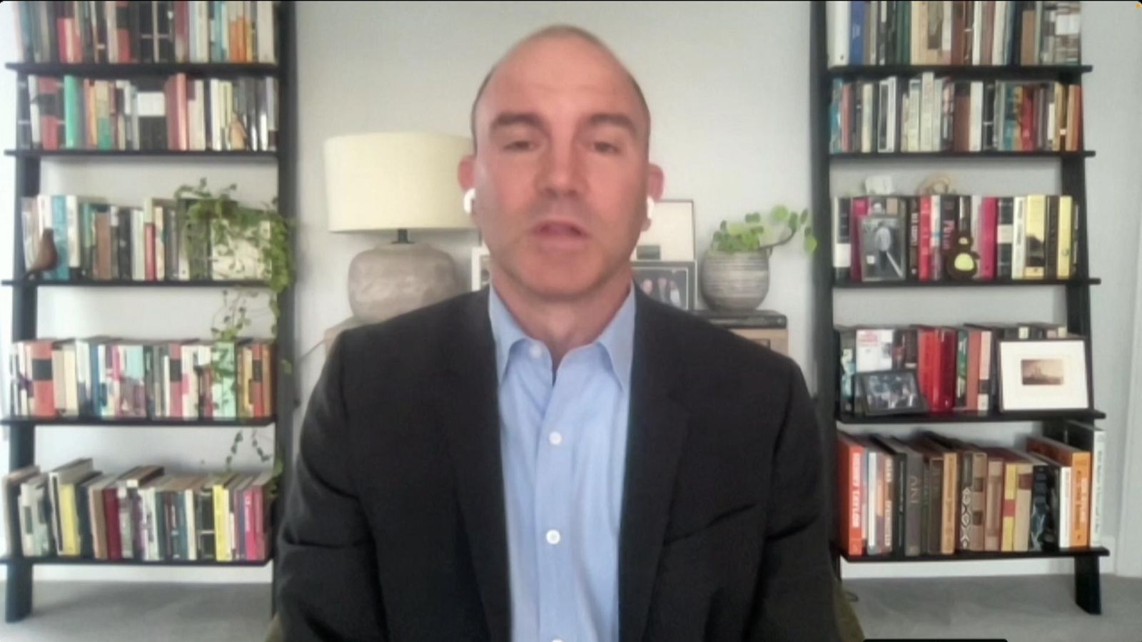Former Obama adviser explains the strategies of Trump, Putin and ...