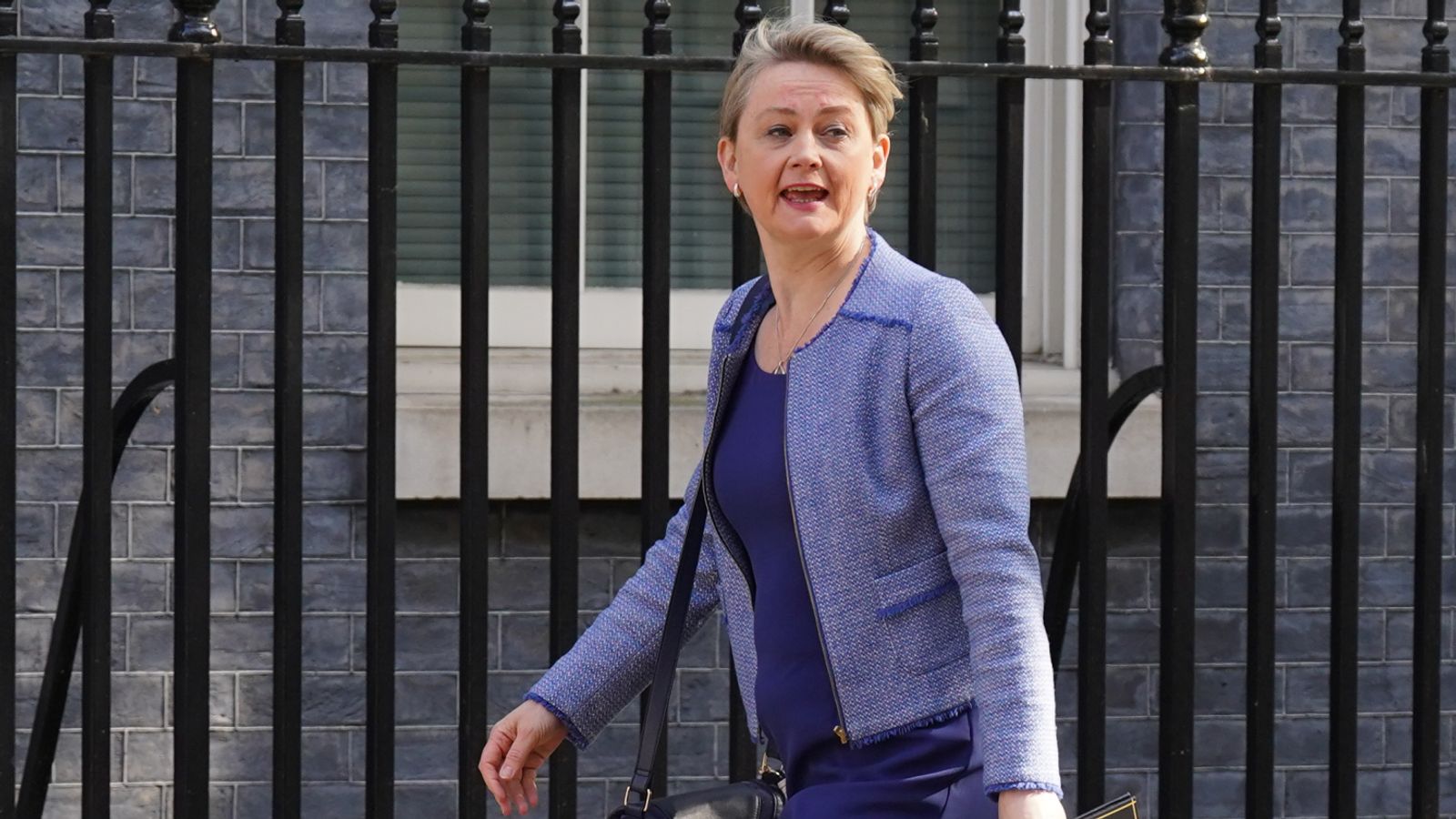Net migration halves in UK new data shows