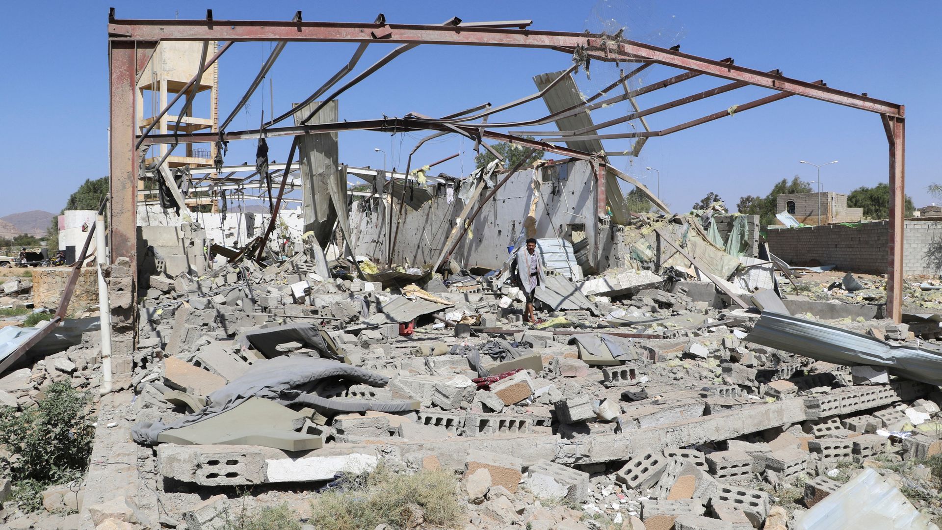 At least 68 killed in US airstrike on Yemen jail holding African migrants