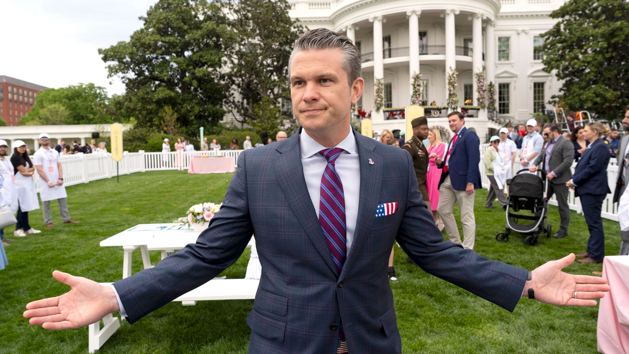 Trump told to sack Pete Hegseth over reports of second war plans group chat | US News | Sky News