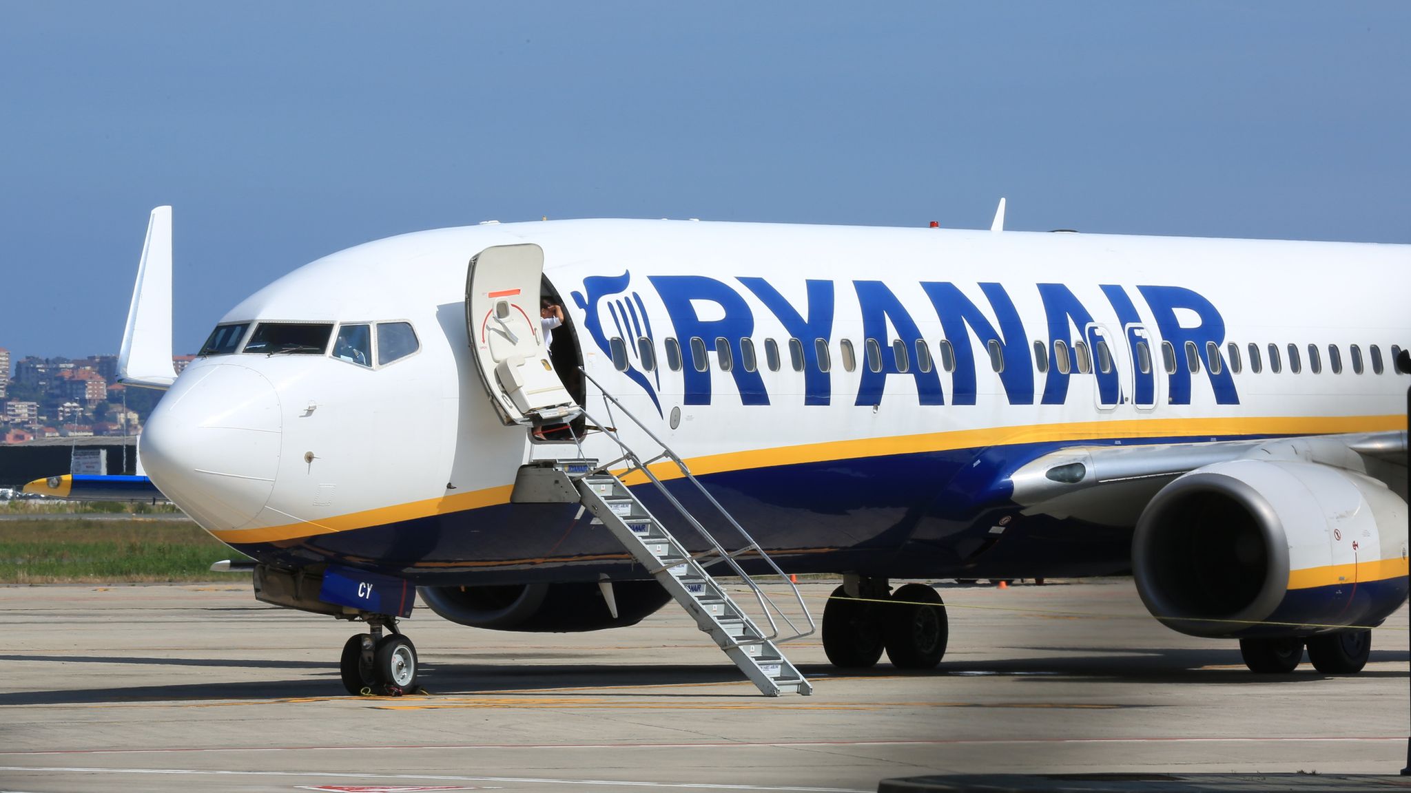Ryanair launches membership - but expert warns Britons to 'think twice' before joining
