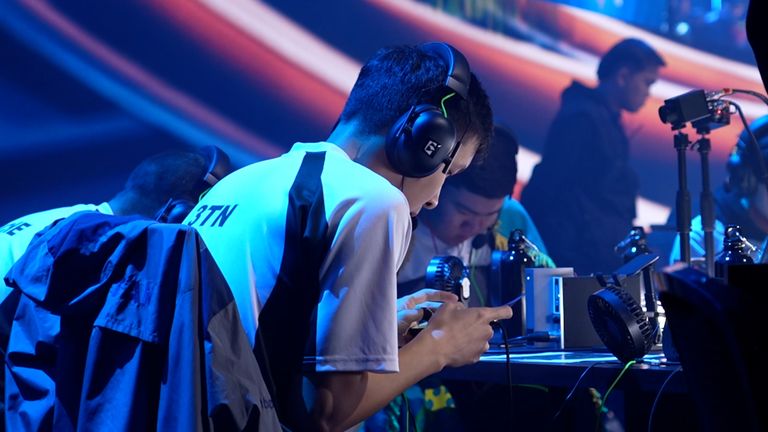 Inside a massive e-sports tournament | New Money