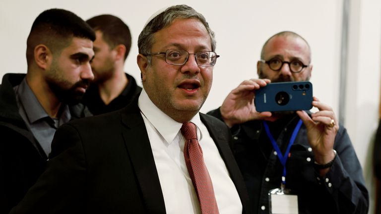 A file picture of Itamar Ben Gvir, center. Pic: AP