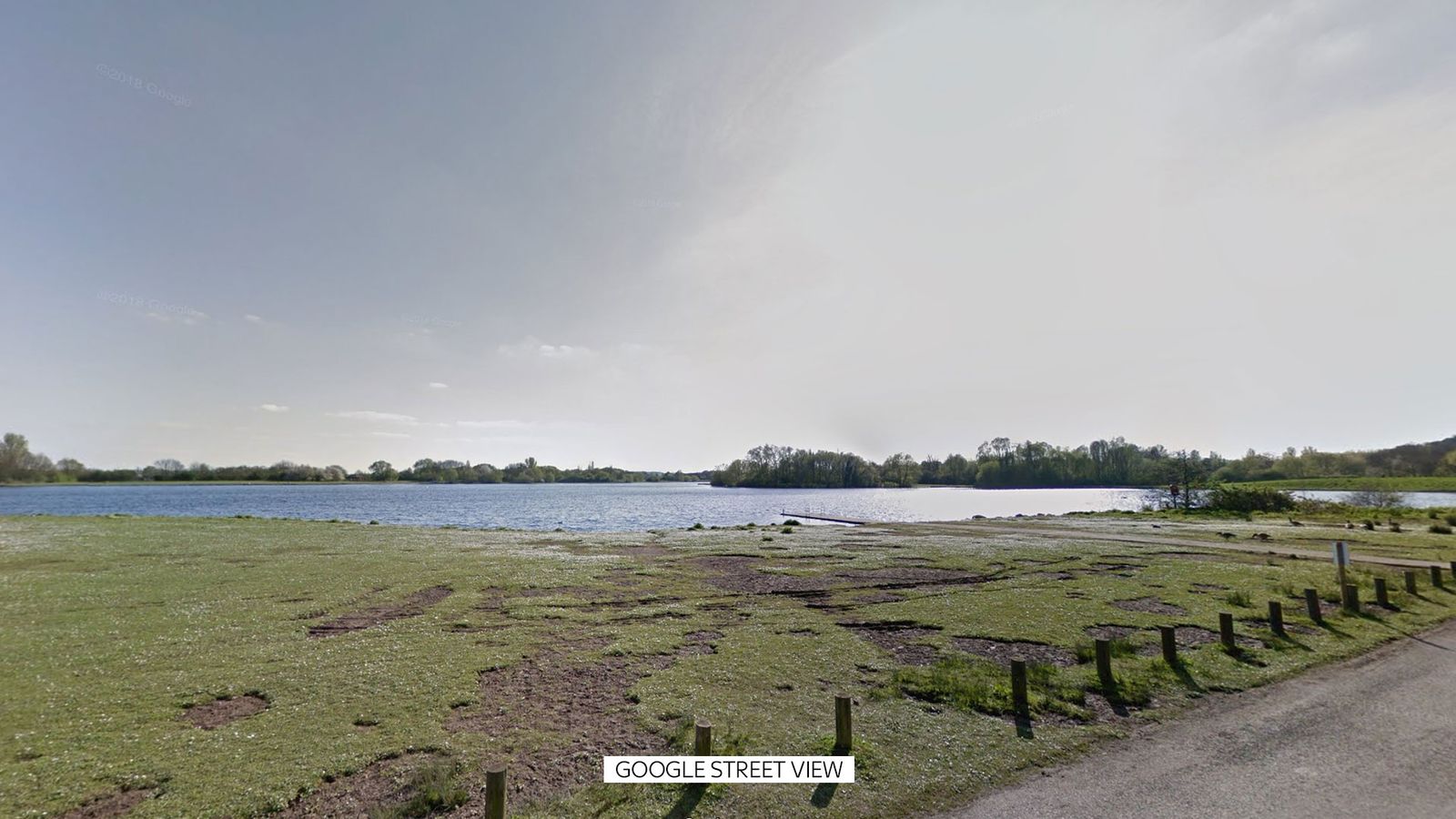 Body recovered from Nottinghamshire lake after teenage boy went missing while swimming