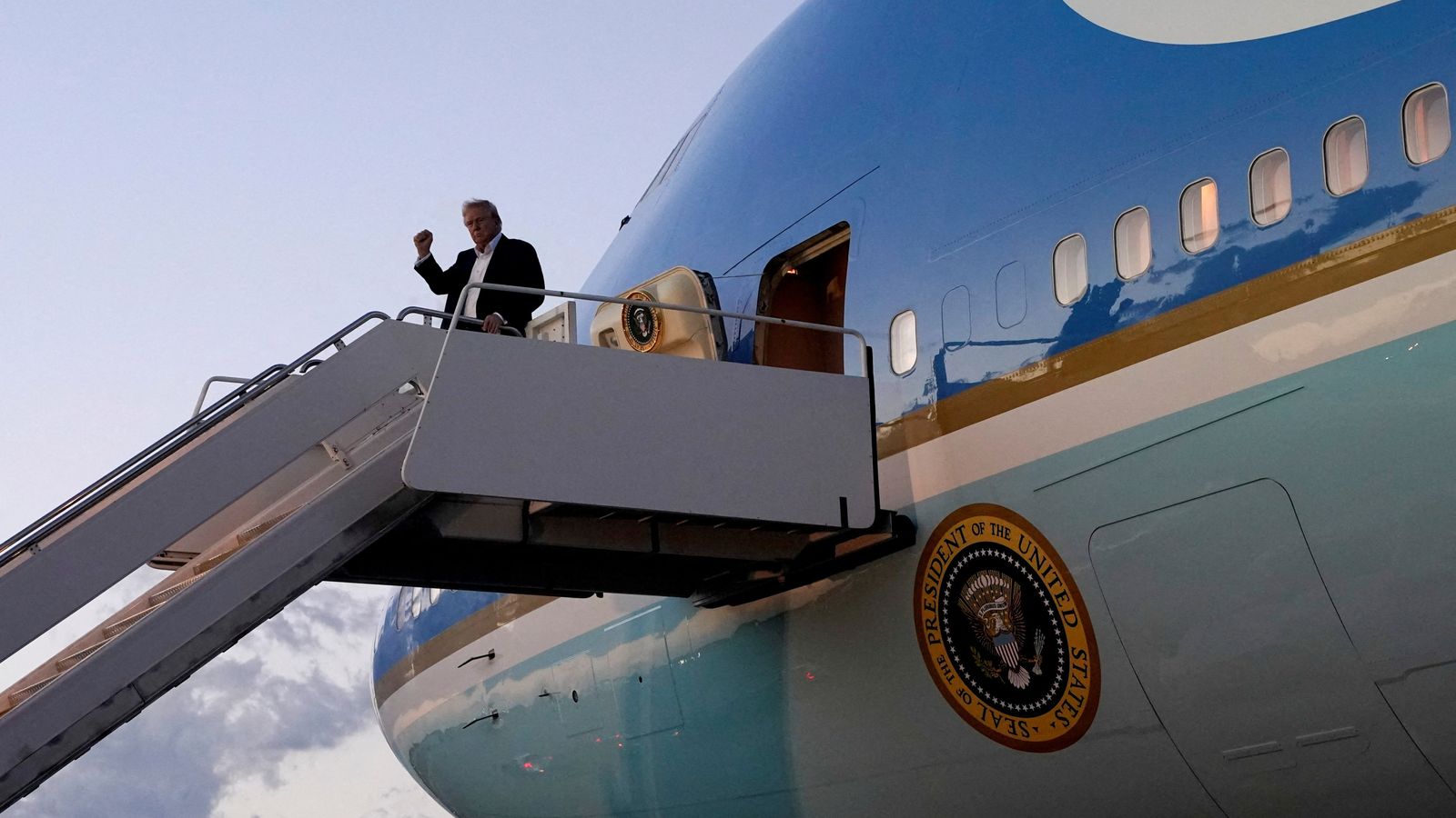 Trump sets up week that could define his presidency Trump sets up week that could define his presidency