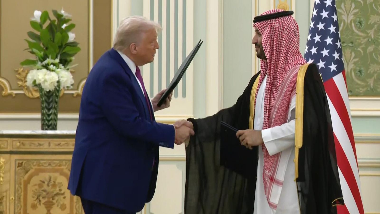 Trump latest: US and Saudi Arabia sign 'strategic economic partnership ...