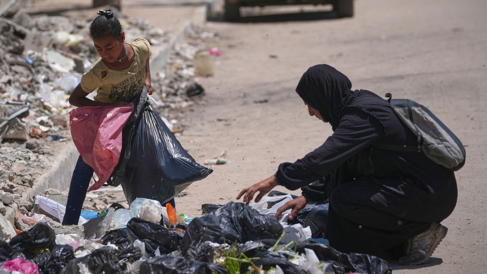 Controversial US and Israel-backed aid group starts operations in Gaza