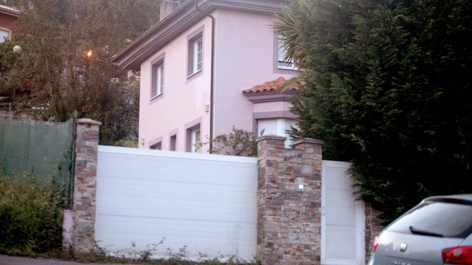 Three children locked inside ‘house of horrors’ for years are rescued by Spanish police