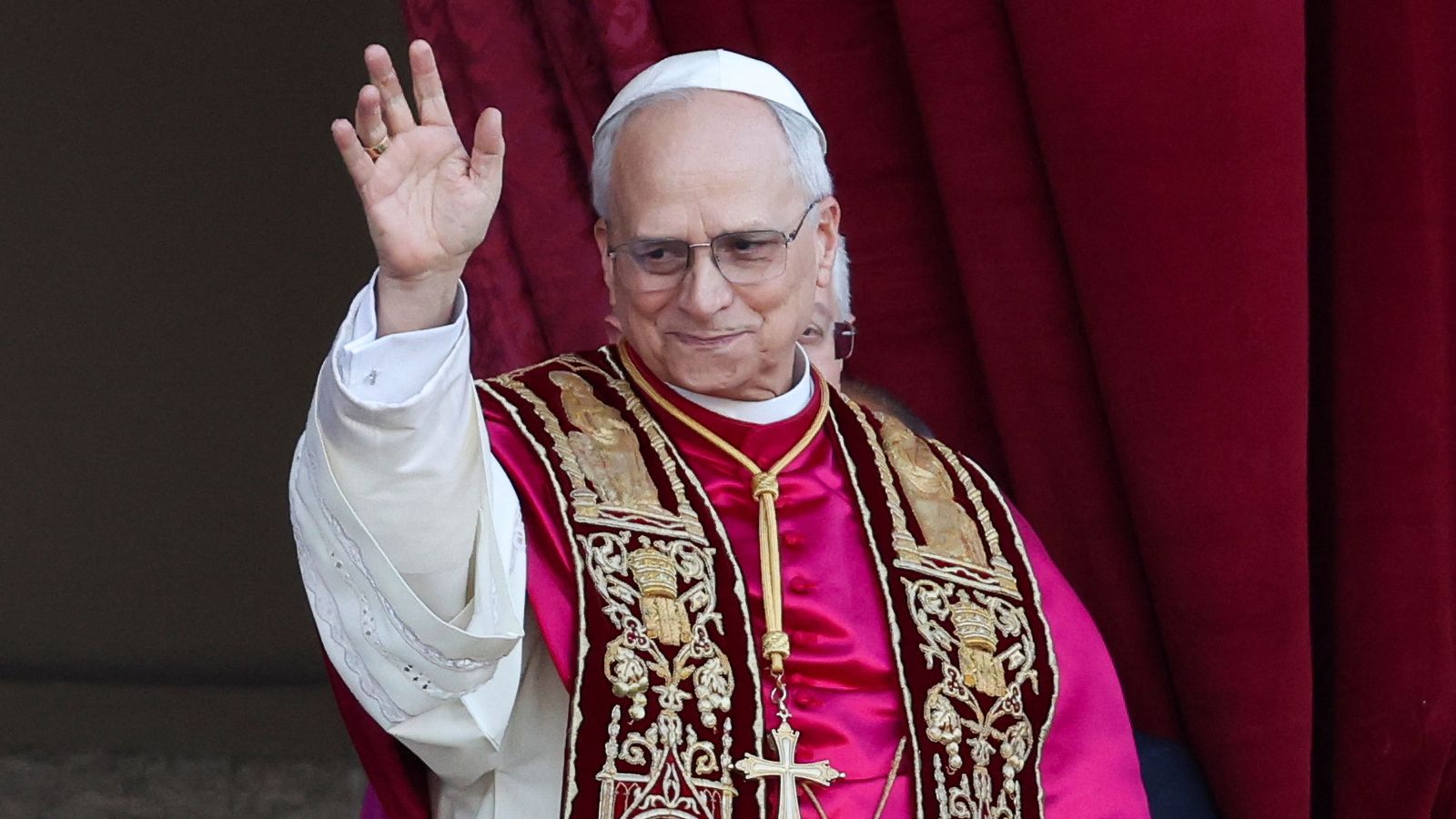 Pope Leo to lead first holy mass in Sistine Chapel after paying surprise visit Pope Leo to lead first holy mass in Sistine Chapel after paying surprise visit