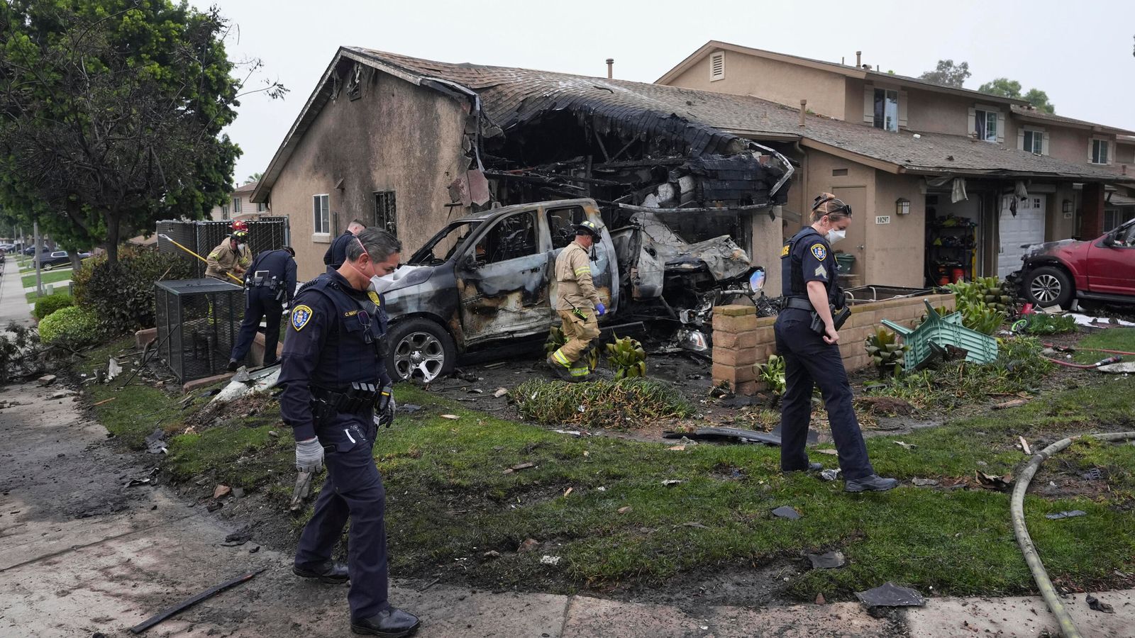 'Multiple people dead' after small plane crashes into San Diego neighbourhood