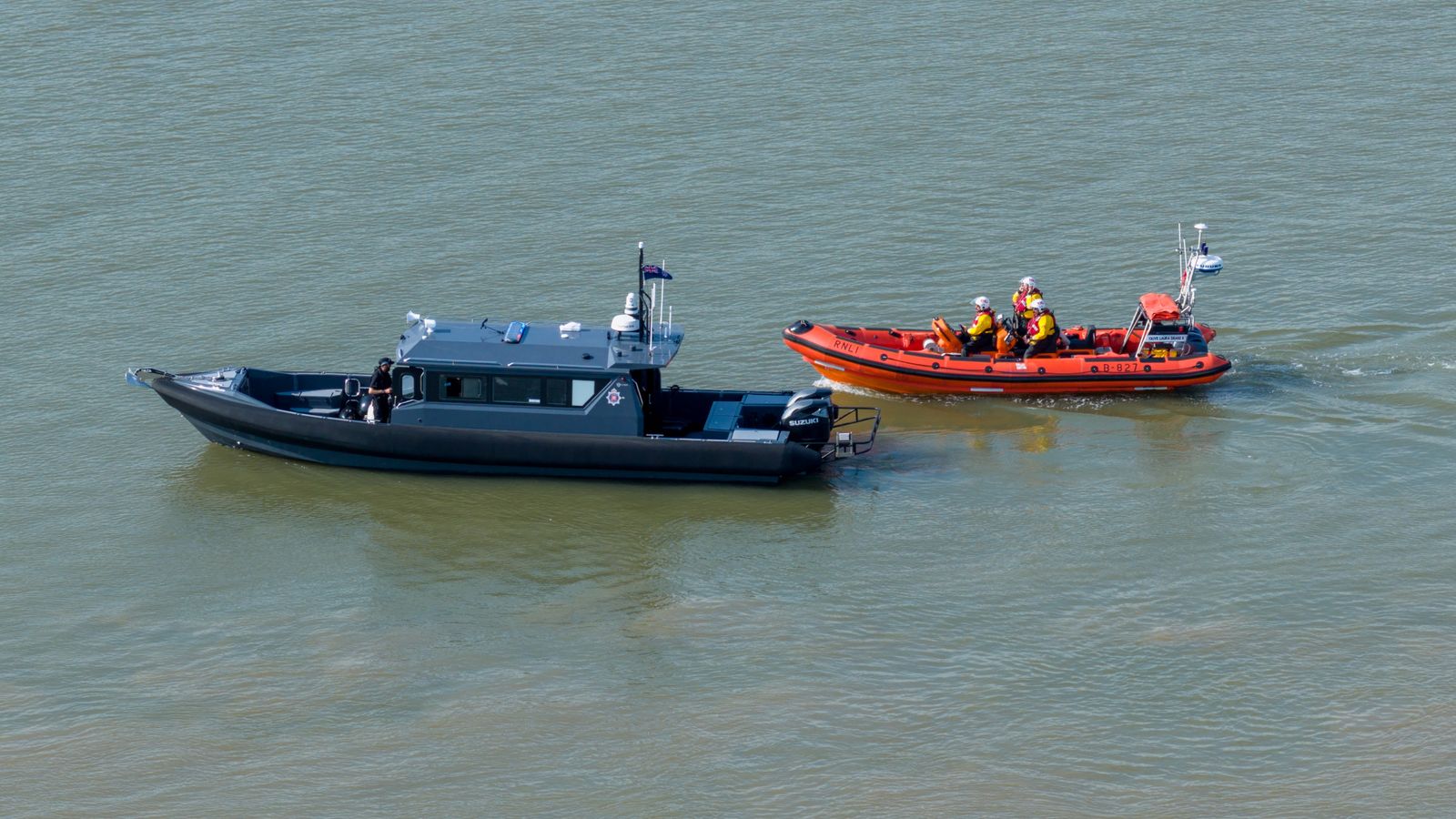 Emergency services searching for child missing in the Thames