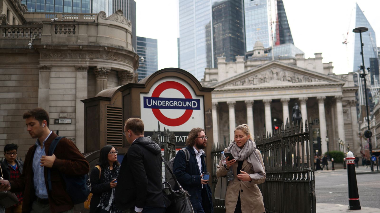 Money blog: UK economy grows more than expected