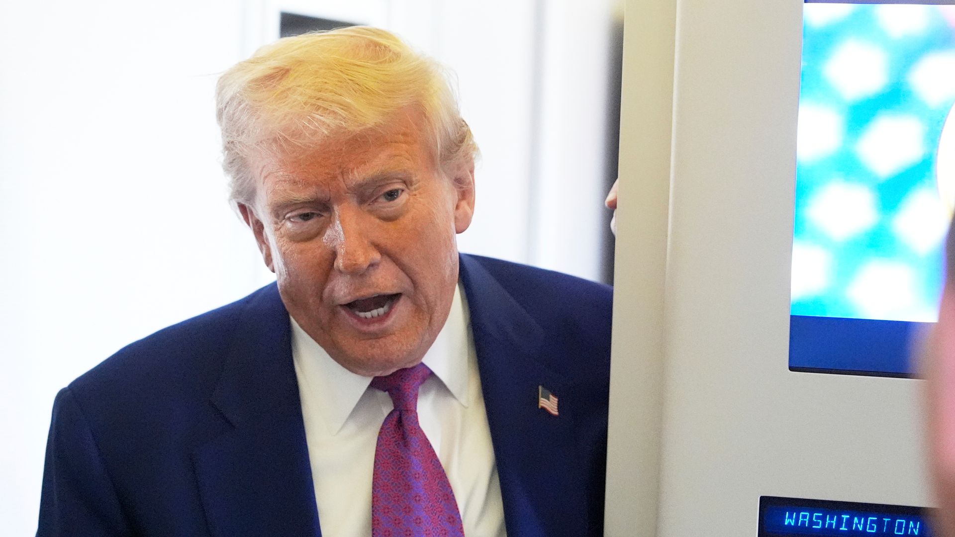 Trump to call Putin today to 'stop bloodbath' in Ukraine - after Russia ramps up attacks