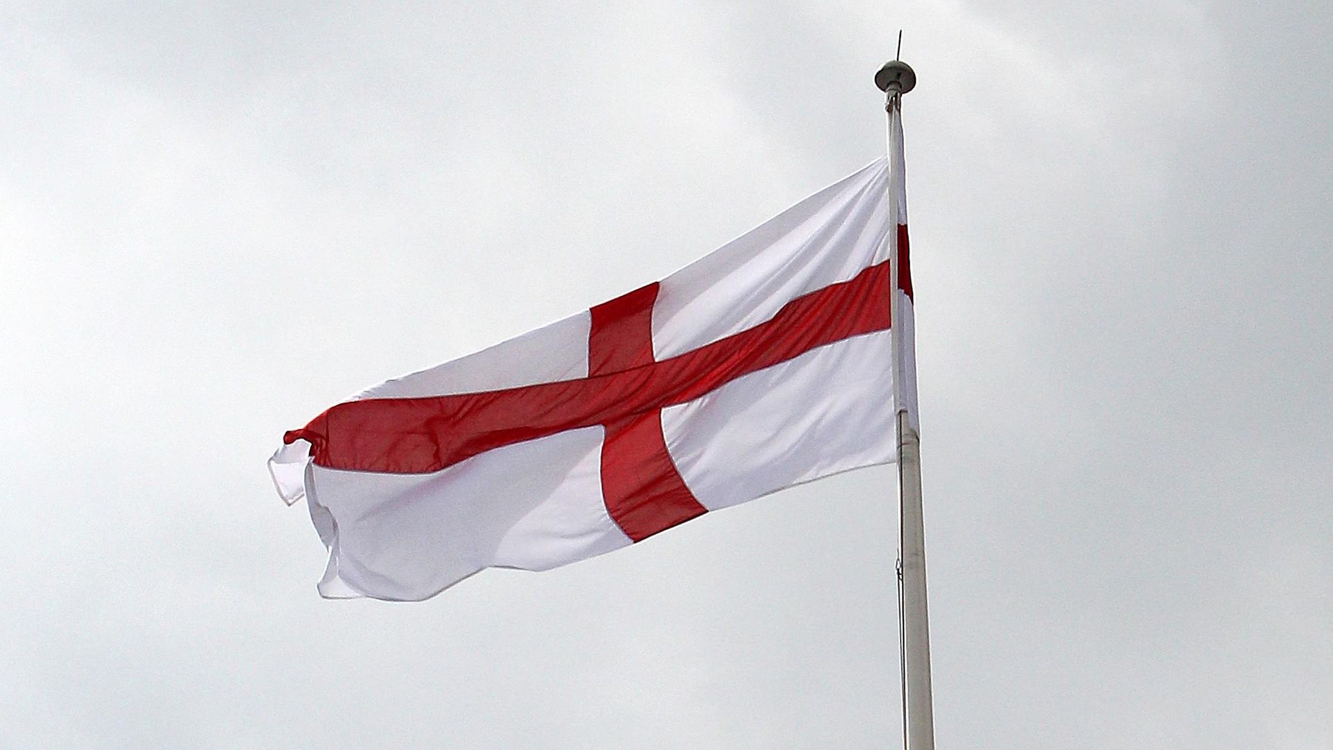 Reform pledges to ban all flags except Union Jack and St George's Cross on public buildings