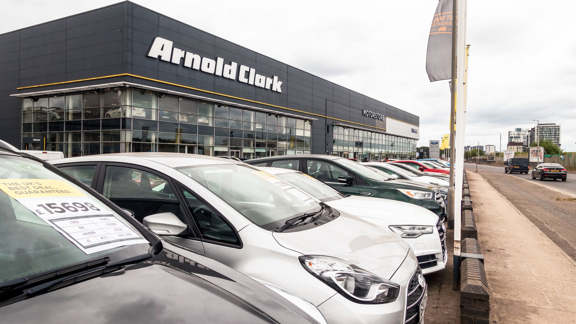 'Arnold Clark offered me a coffee cup for a &#163;230 mistake'