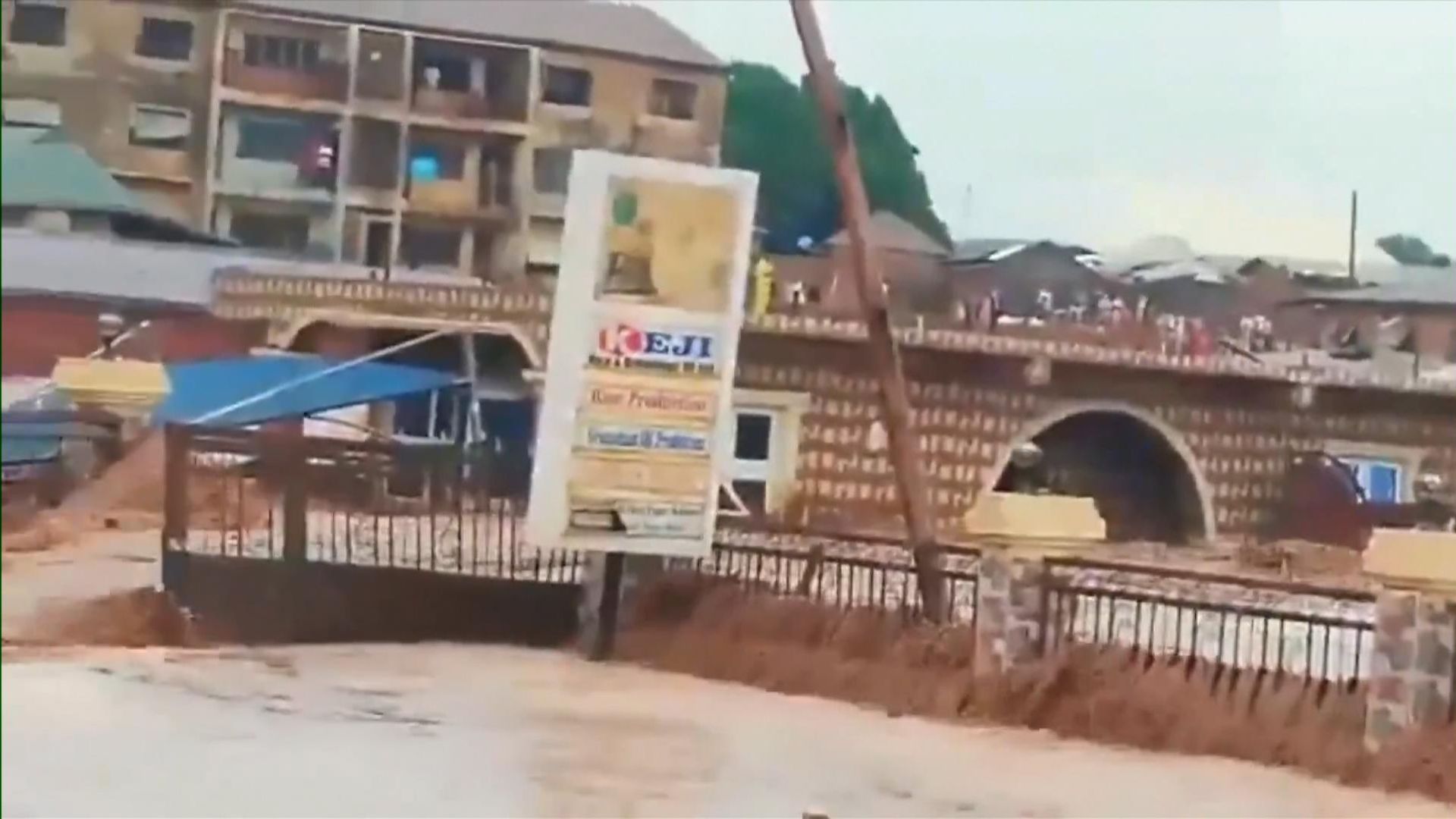 At least 117 dead after heavy flooding in Nigeria