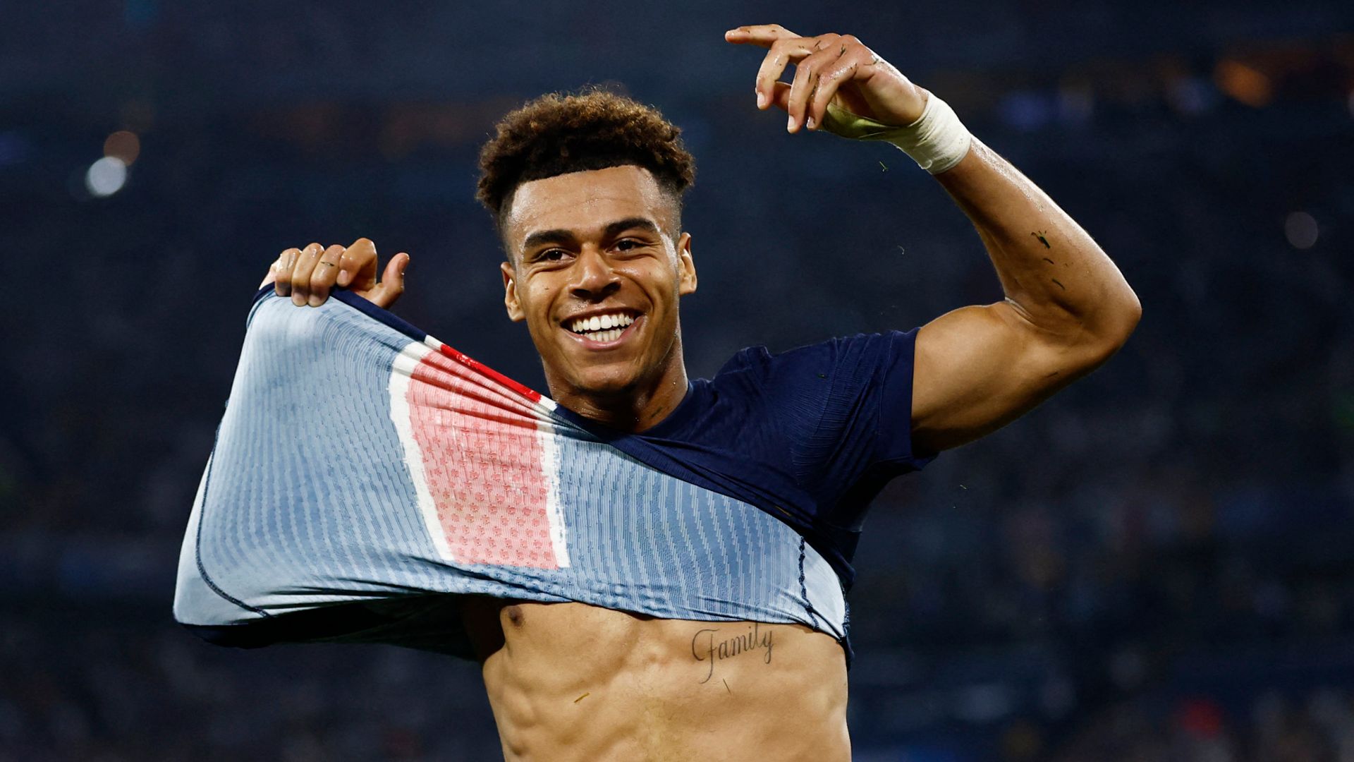 <a href='https://www.skysports.com/share/13374983'>Champions League final live: PSG face Inter Milan</a>