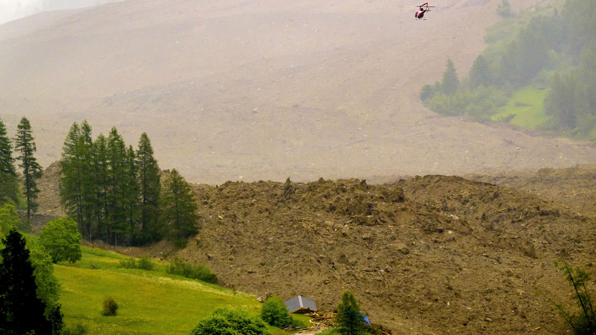 Mudslide buries Swiss mountain village
