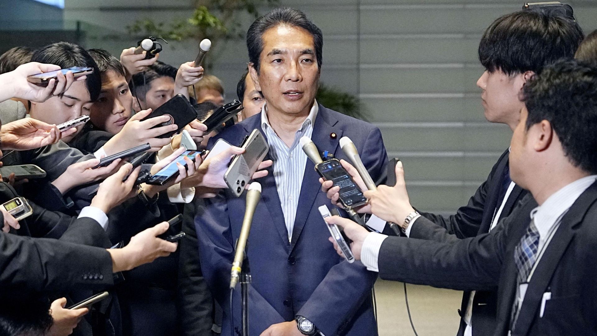 Japanese minister resigns after saying he's never bought rice