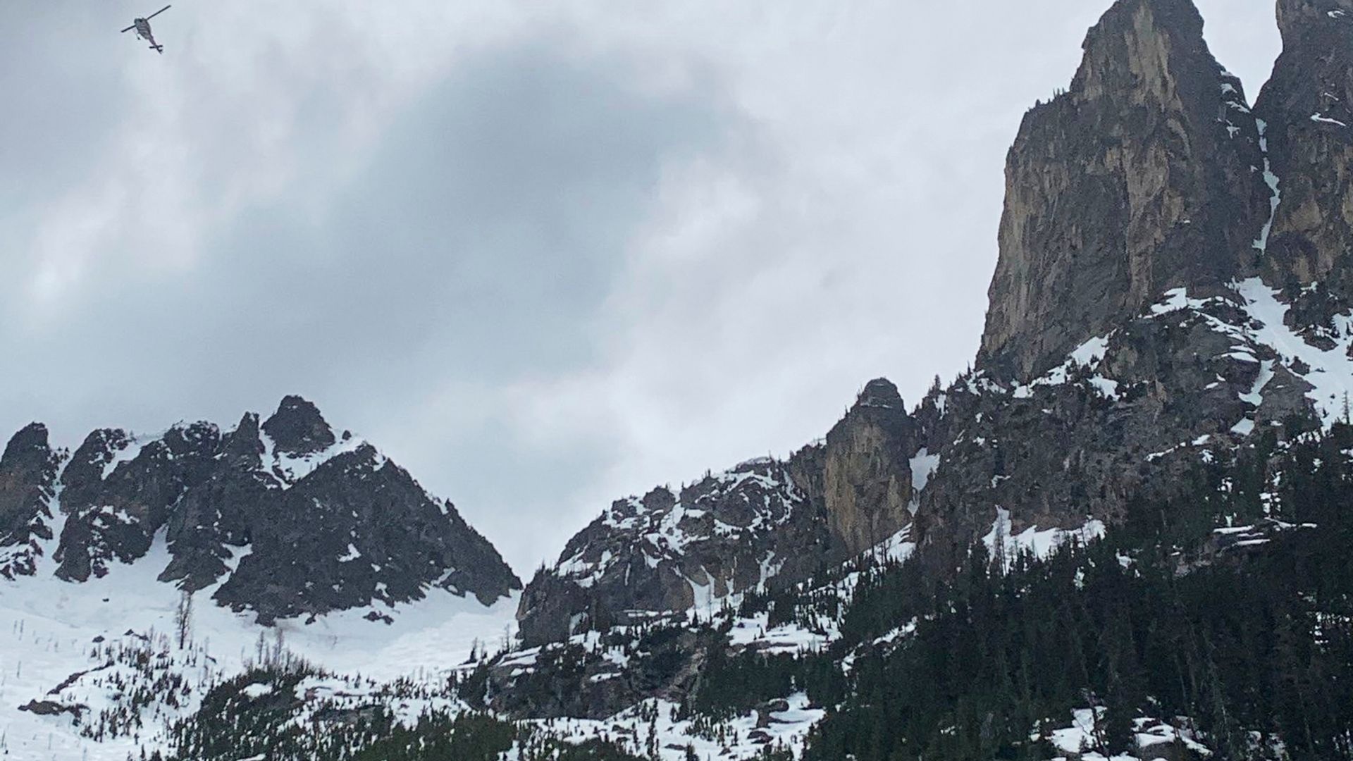 Three climbers dead after 200ft fall - while one 'miraculously' survives