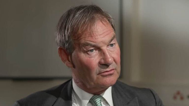 Farage leading a &#39;cult&#39; says ex-Reform MP