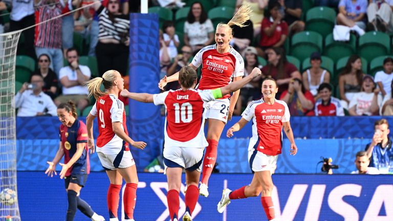 Arsenal gana la Liga de Campeones Femeninos al derrotar a Barcelona
