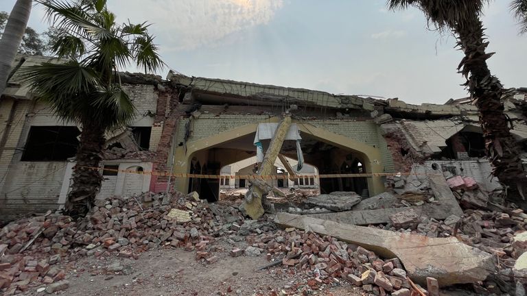 Mosque in Pakistan damaged by Indian air strike. Grab from Cordelia Lynch report on anger in Pakistan after Indian air strikes