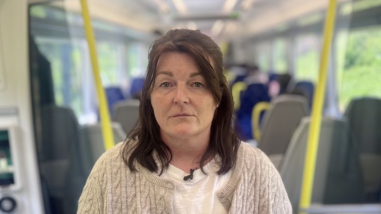 La voix de Gayanne Potter est utilisée pour le nouveau système vocal d'annonceur IA de ScotRail