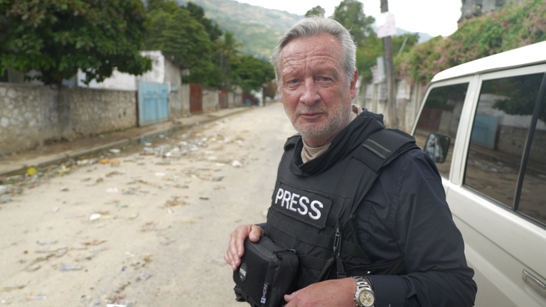 Stuart Ramsay w Port-au-Prince, Haiti zdjęcie wysłane przez zespół Ramsay dla Haiti Story 1 