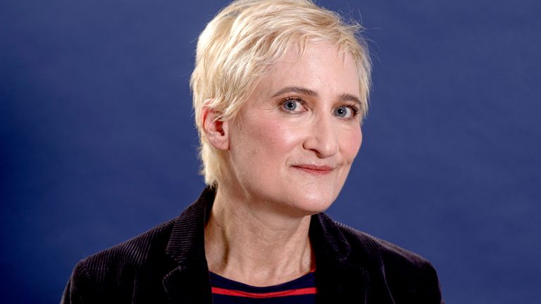 Jill Sobule pozuje do portretu w środę, 15 listopada 2023 r., W Nowym Jorku. (Zdjęcie Andy Kropa/Invision/AP)