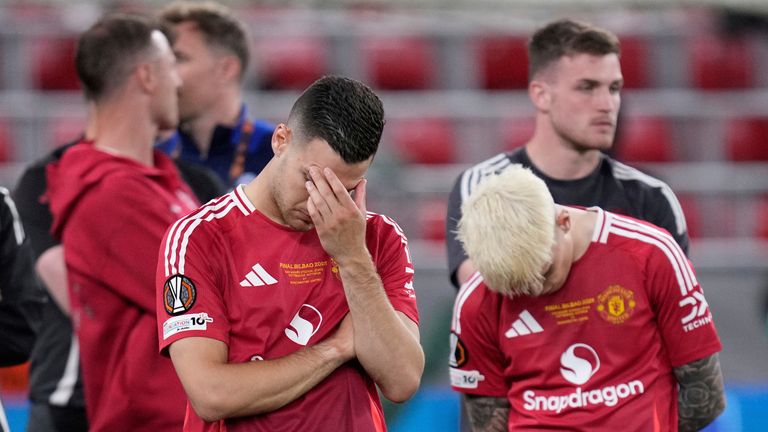 Manchester United oyuncuları Europa Ligi finalinde Spurs'a kaybettikten sonra tepki veriyor