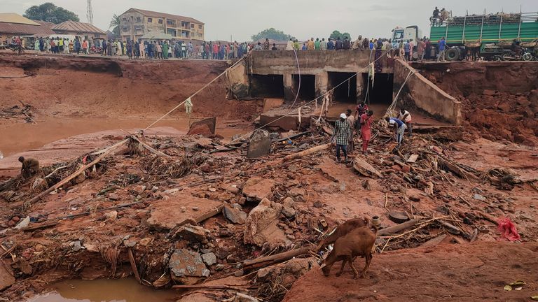 At least 150 killed after heavy flooding in Nigeria