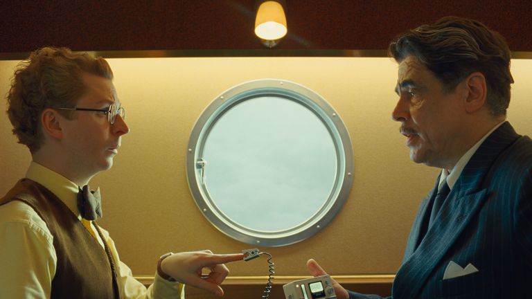 (L to R) Michael Cera as Bjorn and Benicio Del Toro as Zsa-Zsa Korda in director Wes Anderson's THE PHOENICIAN SCHEME, a Focus Features release. .Credit: Courtesy of Focus Features .. 2025 All Rights Reserved.