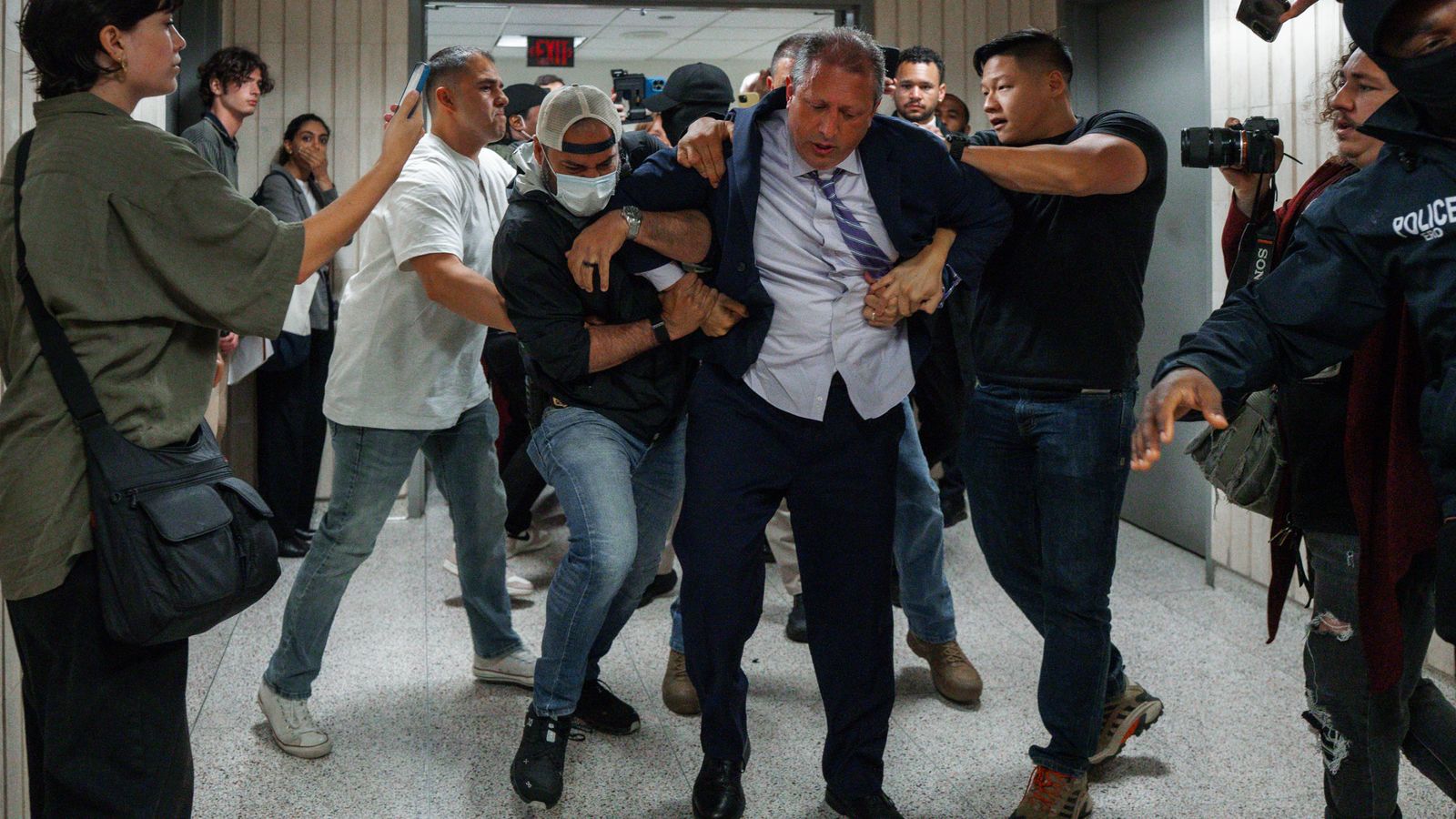 New York City mayoral hopeful Brad Lander arrested by ICE agents