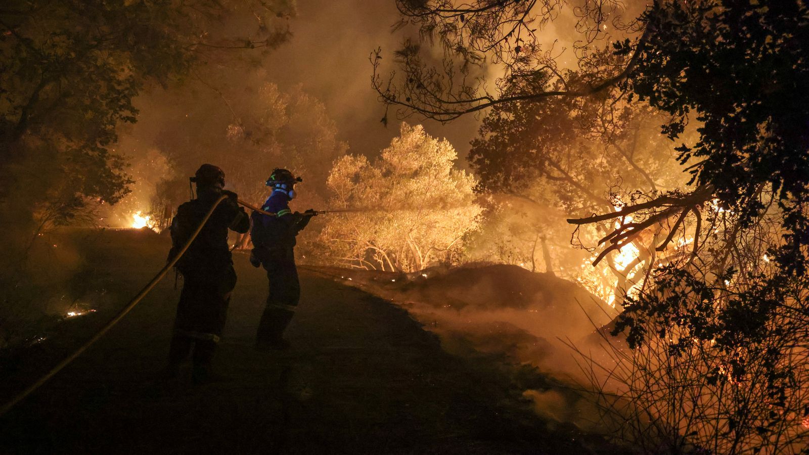 Chios: State of emergency amid major wildfire on Greek island - as arson investigators called in